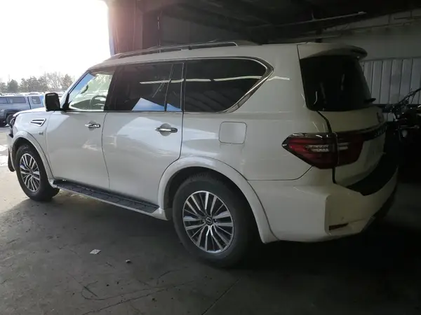 JN8AY2BB8N9815142 2022 NISSAN ARMADA - Image 2