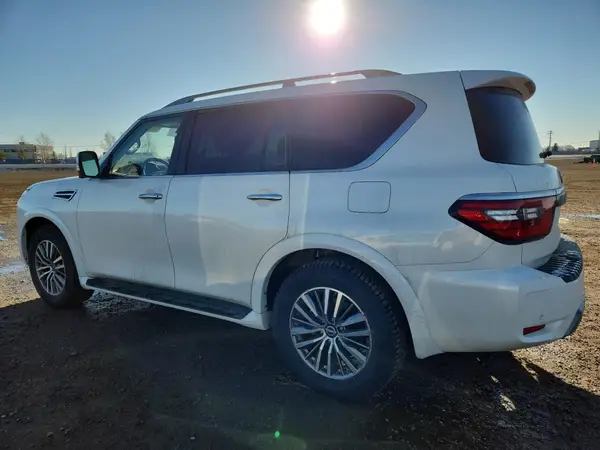 JN8AY2BD0P9694692 2023 NISSAN ARMADA - Image 2