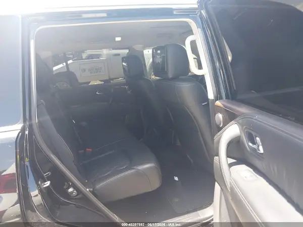 JN8AY2CC8P9180532 2023 NISSAN ARMADA - Image 8