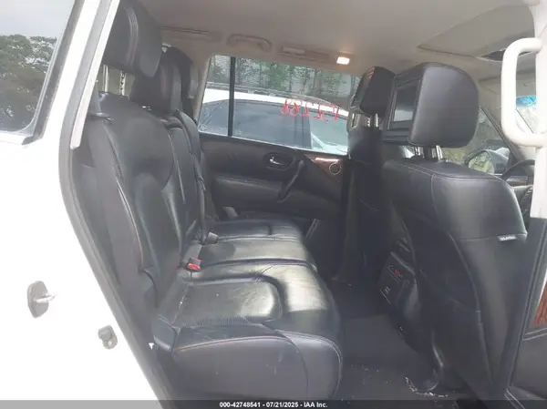 JN8AY2NC0H9502174 2017 NISSAN ARMADA - Image 8