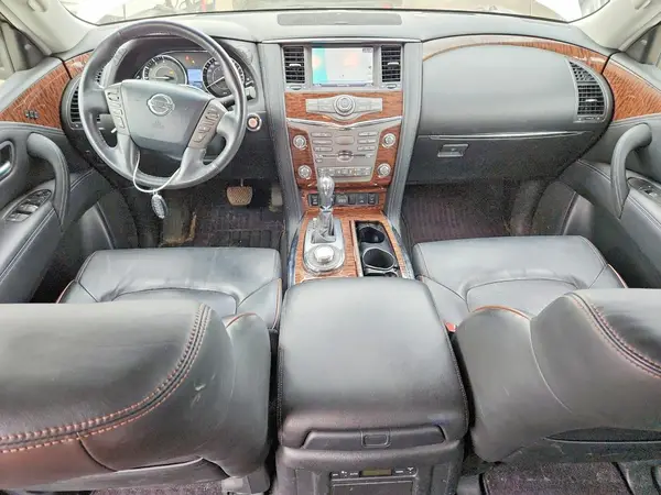 JN8AY2NC0H9502434 2017 NISSAN ARMADA - Image 8
