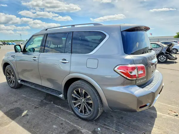 JN8AY2NC0H9503034 2017 NISSAN ARMADA - Image 2