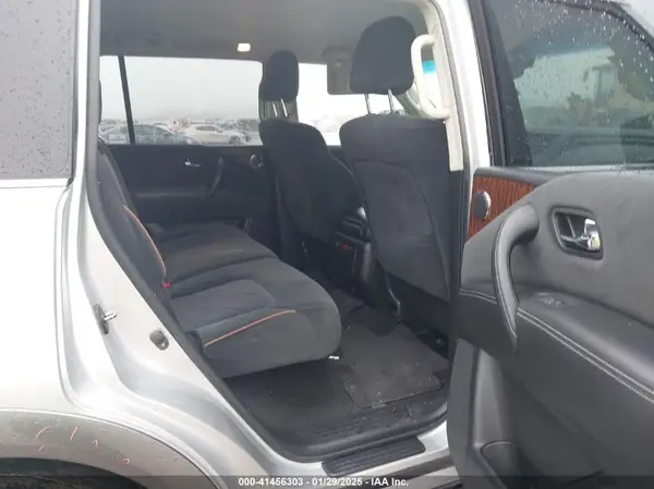 JN8AY2NC0H9503714 2017 NISSAN ARMADA - Image 8