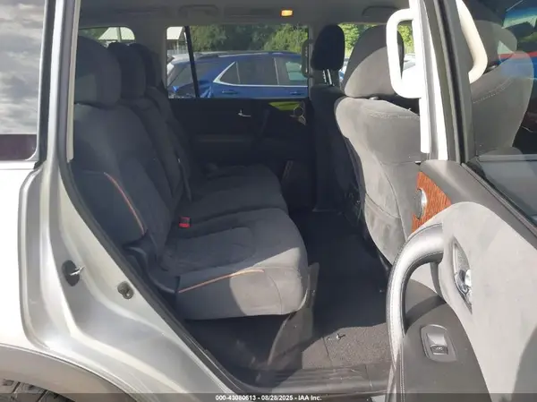 JN8AY2NC0H9505429 2017 NISSAN ARMADA - Image 8
