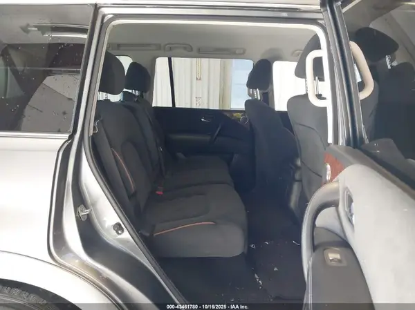 JN8AY2NC0H9506273 2017 NISSAN ARMADA - Image 8