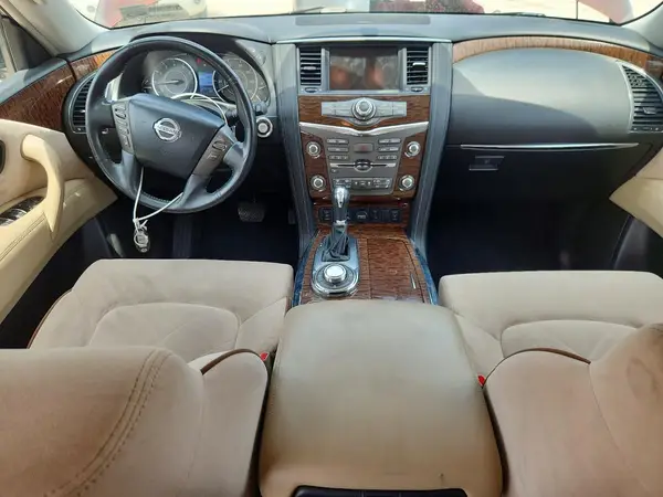 JN8AY2NC0J9550179 2018 NISSAN ARMADA - Image 8