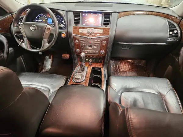 JN8AY2NC0J9551767 2018 NISSAN ARMADA - Image 8
