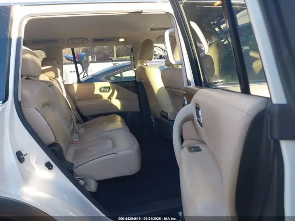 JN8AY2NC0J9552742 2018 NISSAN ARMADA - Image 8