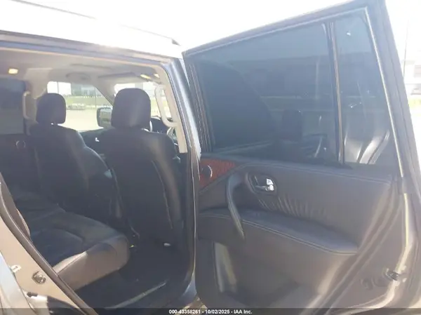 JN8AY2NC0J9555219 2018 NISSAN ARMADA - Image 8