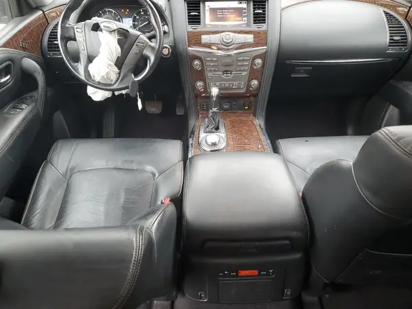 JN8AY2NC0J9558282 2018 NISSAN ARMADA - Image 8