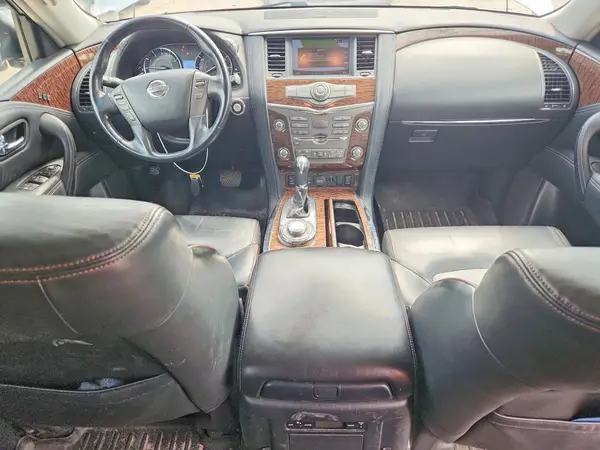 JN8AY2NC0J9558301 2018 NISSAN ARMADA - Image 8