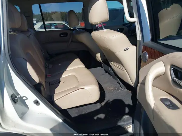 JN8AY2NC0LX519559 2020 NISSAN ARMADA - Image 8