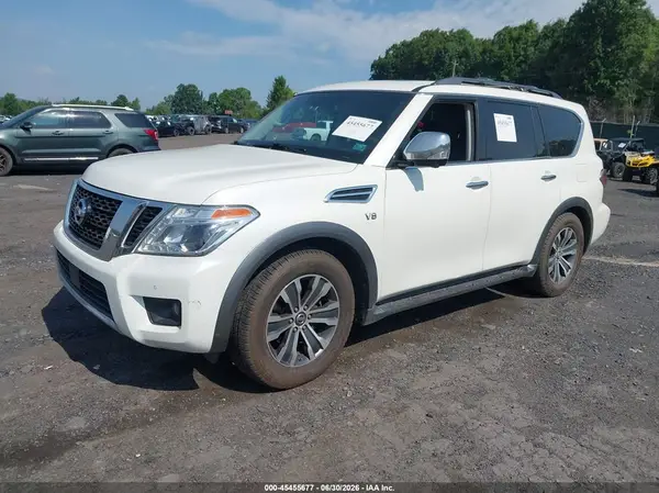 JN8AY2NC1H9500689 2017 NISSAN ARMADA - Image 2