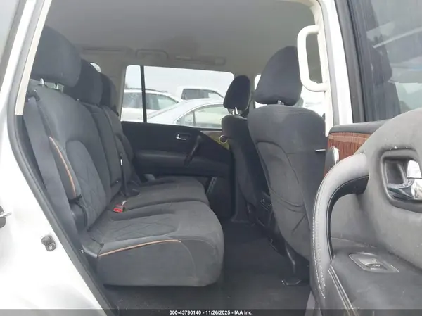 JN8AY2NC1H9501776 2017 NISSAN ARMADA - Image 8