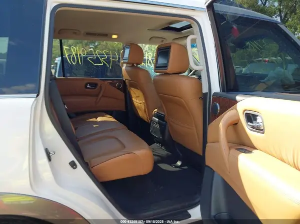 JN8AY2NC1H9502653 2017 NISSAN ARMADA - Image 8
