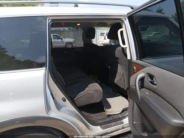JN8AY2NC1H9509067 2017 NISSAN ARMADA - Image 8