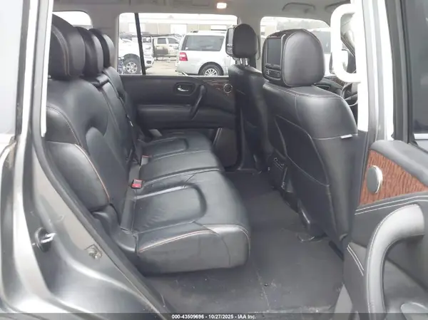 JN8AY2NC1J9555925 2018 NISSAN ARMADA - Image 8