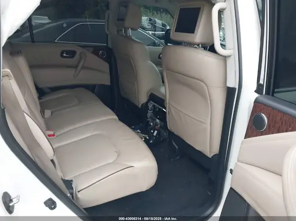 JN8AY2NC1K9581037 2019 NISSAN ARMADA - Image 8