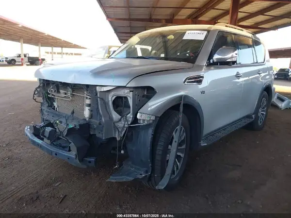 JN8AY2NC1K9587288 2019 NISSAN ARMADA - Image 2