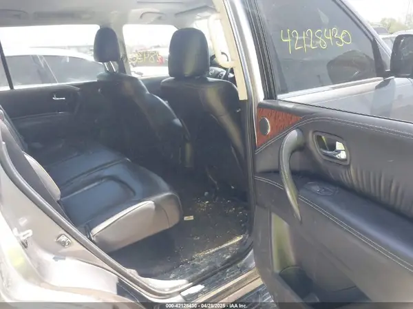 JN8AY2NC1KX511033 2019 NISSAN ARMADA - Image 8