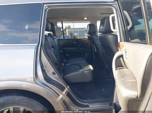 JN8AY2NC2H9500247 2017 NISSAN ARMADA - Image 8