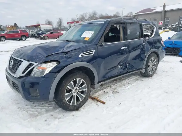 JN8AY2NC2H9505738 2017 NISSAN ARMADA - Image 2