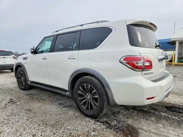 JN8AY2NC3H9511080 2017 NISSAN ARMADA - Image 2