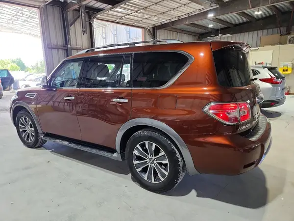 JN8AY2NC3J9555831 2018 NISSAN ARMADA - Image 2