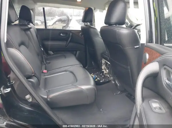 JN8AY2NC3J9556655 2018 NISSAN ARMADA - Image 8