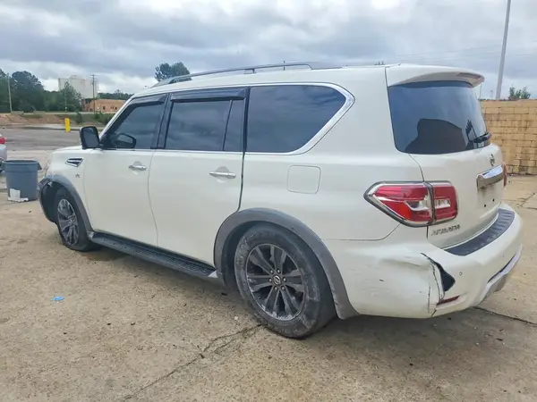JN8AY2NC3J9558762 2018 NISSAN ARMADA - Image 2