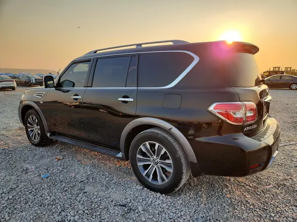 JN8AY2NC3K9581489 2019 NISSAN ARMADA - Image 2