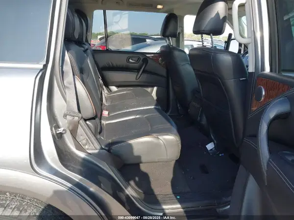 JN8AY2NC3K9583193 2019 NISSAN ARMADA - Image 8