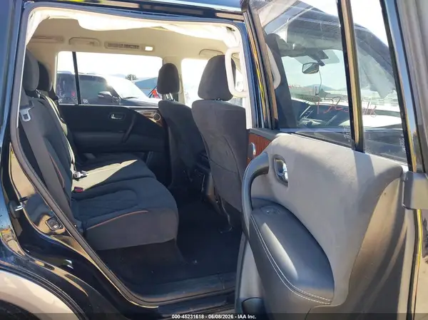 JN8AY2NC3K9584991 2019 NISSAN ARMADA - Image 8