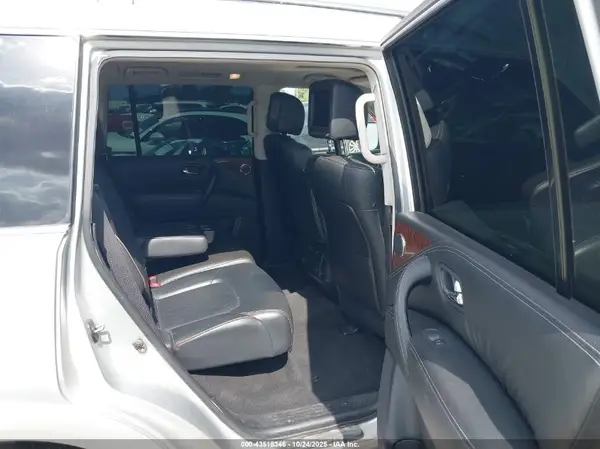 JN8AY2NC3K9585431 2019 NISSAN ARMADA - Image 8