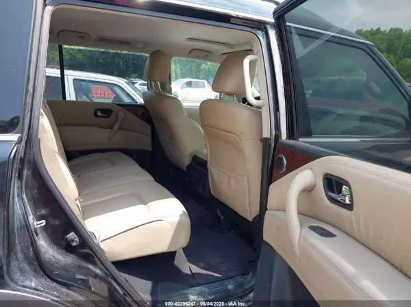 JN8AY2NC3K9587244 2019 NISSAN ARMADA - Image 8
