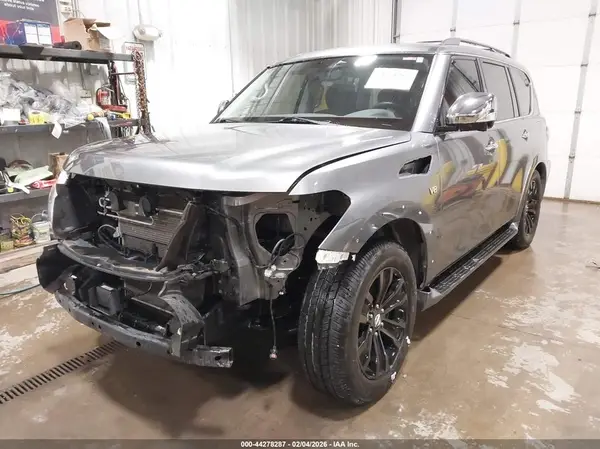 JN8AY2NC3L9616405 2020 NISSAN ARMADA - Image 2
