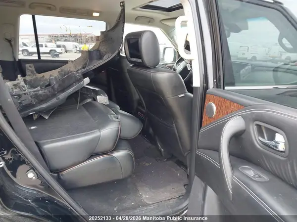 JN8AY2NC4H9502341 2017 NISSAN ARMADA - Image 8