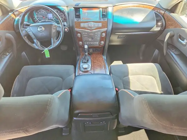 JN8AY2NC4H9503618 2017 NISSAN ARMADA - Image 8