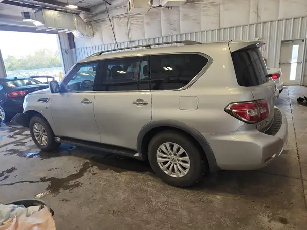 JN8AY2NC4H9508723 2017 NISSAN ARMADA - Image 2