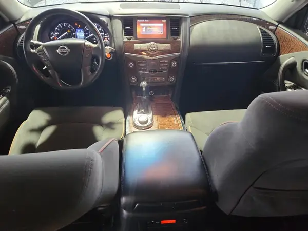 JN8AY2NC4H9510410 2017 NISSAN ARMADA - Image 8