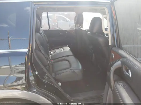 JN8AY2NC4K9586572 2019 NISSAN ARMADA - Image 8
