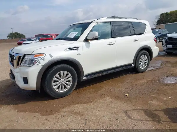 JN8AY2NC4K9588645 2019 NISSAN ARMADA - Image 2