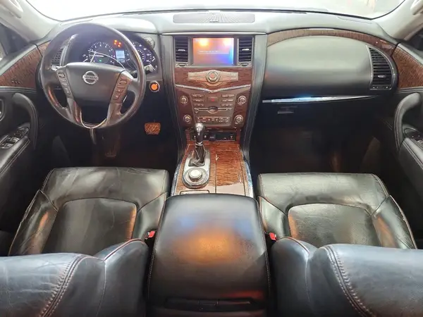 JN8AY2NC5H9501084 2017 NISSAN ARMADA - Image 8