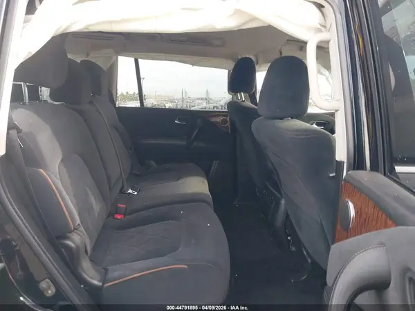 JN8AY2NC5H9503613 2017 NISSAN ARMADA - Image 8
