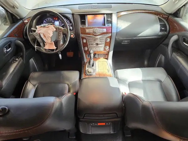 JN8AY2NC5H9506320 2017 NISSAN ARMADA - Image 8