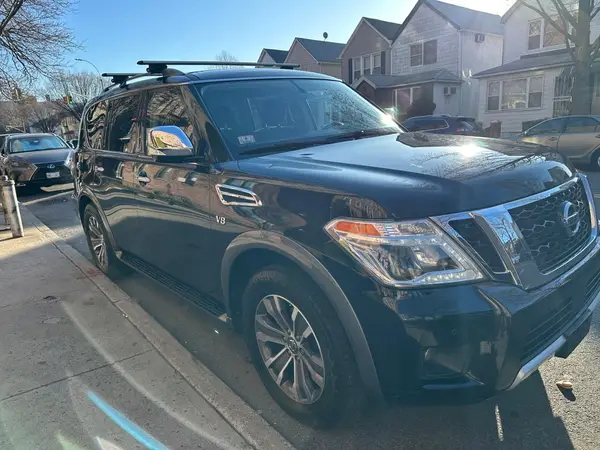 JN8AY2NC5H9510514 2017 NISSAN ARMADA - Image 1