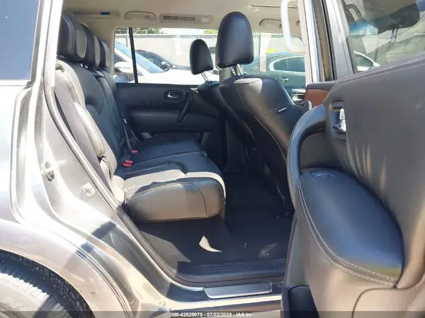 JN8AY2NC5H9511193 2017 NISSAN ARMADA - Image 8