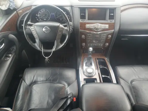 JN8AY2NC5J9550033 2018 NISSAN ARMADA - Image 8