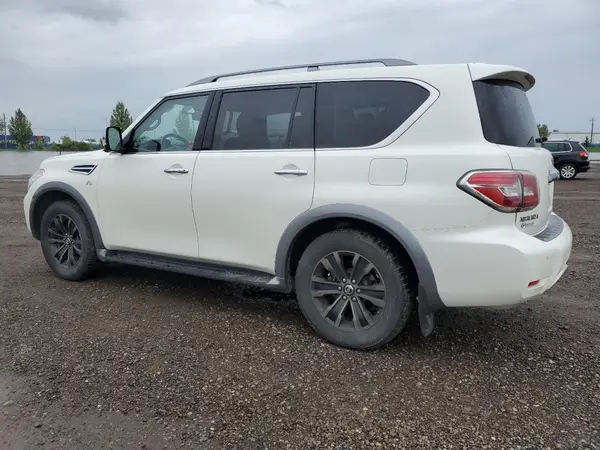 JN8AY2NC5J9552915 2018 NISSAN ARMADA - Image 2