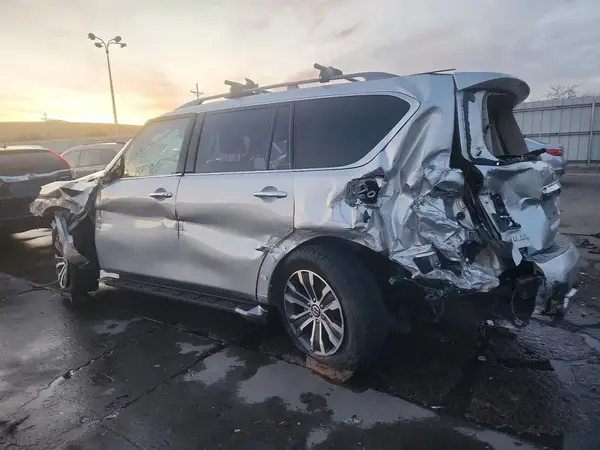 JN8AY2NC5J9556902 2018 NISSAN ARMADA - Image 2